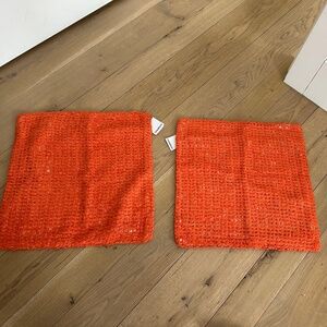 NEW Crate&Barrel  20X 20 IN ORANGE PILLOW COVER ONLY NWT SET 2